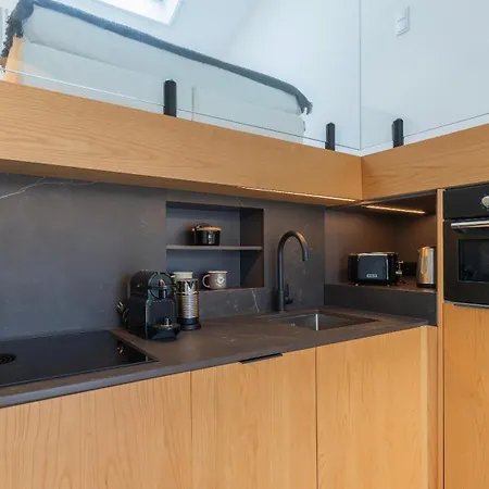 Blue Sky By Lovelystay Corroios