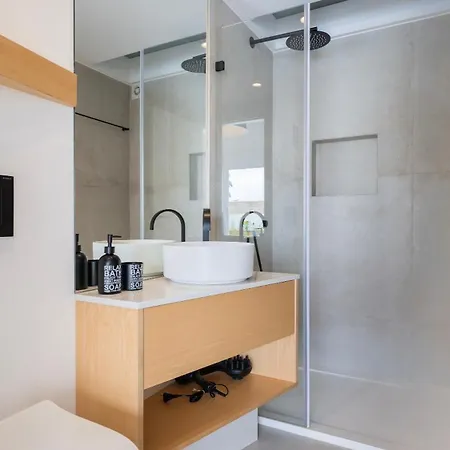 Blue Sky By Lovelystay * Corroios