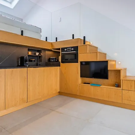 Blue Sky By Lovelystay Сasa de vacaciones