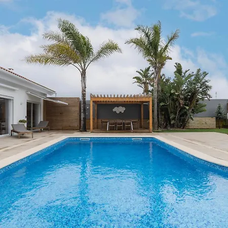 Blue Sky By Lovelystay * Corroios