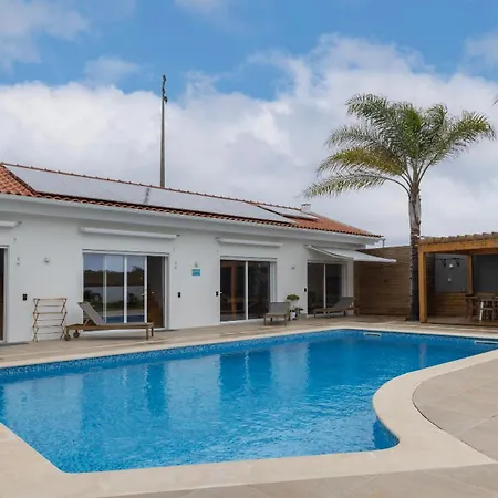 Blue Sky By Lovelystay *