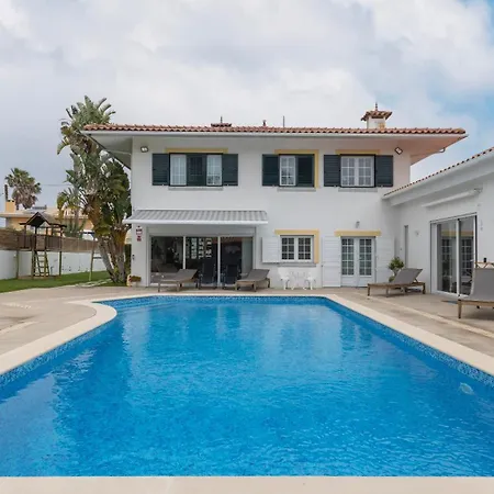 Blue Sky By Lovelystay * Corroios